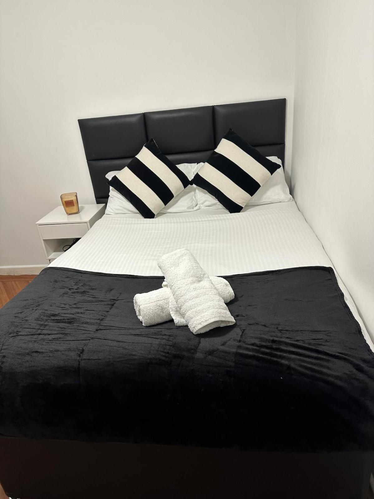 Two Bedroom House Free Parking Liverpool Eksteriør bilde